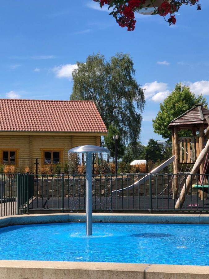 Boomstamhuis High Chaparral Oirsbeek Экстерьер фото