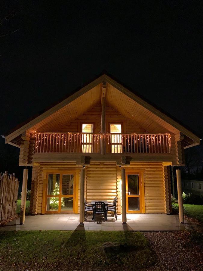 Boomstamhuis High Chaparral Oirsbeek Экстерьер фото